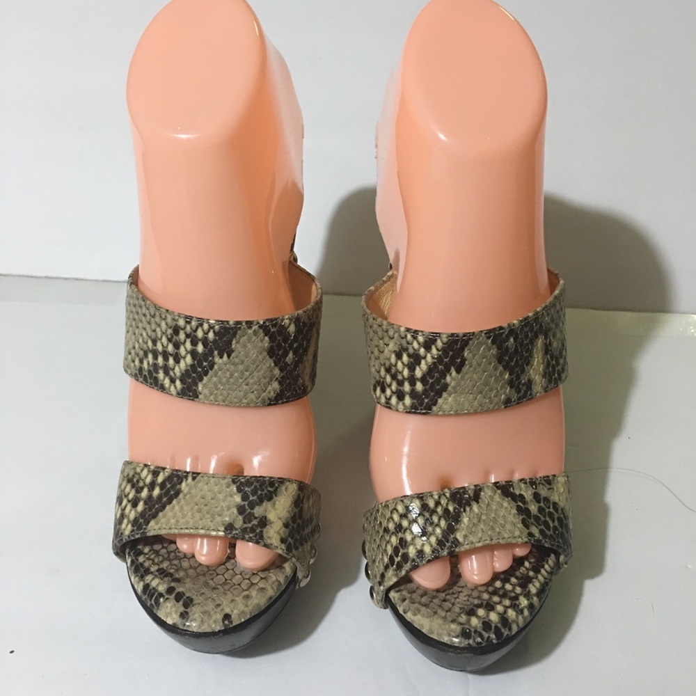 JIMMY CHOO SHOES SIZE 35 (euro)